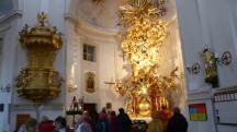 nochmals ein Blick zum herrlichen Hochaltar der Wallfahrtskirche 