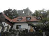  Blick hinauf zur Burg 