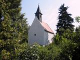 nochmals der Blick zur (romanischen) Filialkirche von Haselbach 