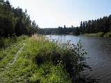   Wanderweg entlang des groem Gamsbach- Teichs 