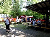  Wanderer bei der großen Labestelle 