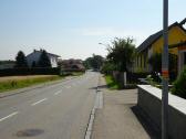  Wanderroute entlang der Hauptstraße (L42) zum Ziel 