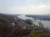schner Fernblick nach Frthof, Stein und zur Mauterner Donaubrcke 