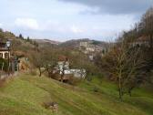  Fernblick zur Burgruine Rehberg 