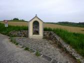 schnes Marterl an der Straenkreuzung beim Friedhof