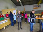  Wanderer und Marathonis im Ziel 