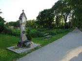  Wanderweg am Ortsende zum Traisensteg 