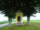 sehr schne kleine Kapelle am Straenrand in Hrmannsberg
