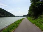 Wanderroute auf dem Treppelweg entlang der Donau 