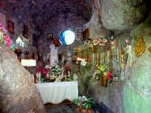  Innenraum der Waldkapelle 