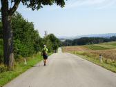 Wanderroute nach Echsenbach auf der L8099 Richtung Schwarzenau