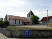  Blick zur modernen katholische St. Otto-Kirche 