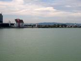 der schne Blick von der Donaubrcke flussaufwrts nach Pchlarn