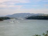 der schne Blick vom Donaukraftwerk Melk flussabwrts
