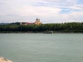  schner Fernblick ber die Donau zum Stift Melk 