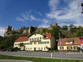 nochmals der schne der Blick zur Burgruine Weitenegg