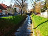  Blick auf den Loisbach Richtung Stadtzentrum 