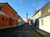  Blick ber die Wienerstrae zur Stadtpfarrkirche 