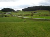  Fernblick auf die Wanderstrecke nach Schall 