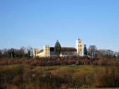 Blick zum Schloss Tillysburg - Bild stark gezoom 