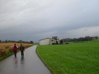  Wanderroute auf der Flugplatzstraße 
