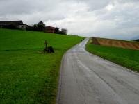 Wanderroute auf der Meilersdorferstraße Richtung Wolfsbach 