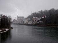 Blick von der Riederbrücke nach Steyr - leider im Graupelschauer 