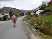 Wanderroute durch Angelbach entlang des Angelbachs 