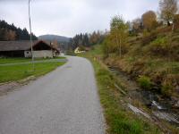 Wanderroute durch Angelbach entlang des Angelbachs 