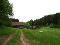  Blick auf die Wanderstrecke beim Haus Nr. 8 der Streusiedlung Reitern 