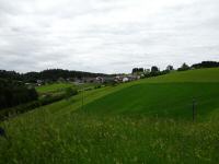  schöner Fernblick nach Langfirling 