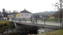 Blick zur Brcke ber den Ferschnitzbach in Senftenegg 
