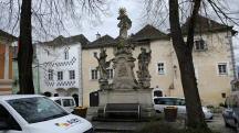 Blick zur Mariensule am Johann-Michael-Ehmann-Platz