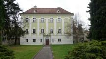 Blick zum Pfarrhof (Mstingerhof) in Furth 