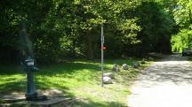  Blick zum Trinkbrunnen an der Berggasse 