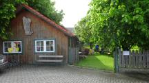  Blick zum Gebude mit der 1. K+L 