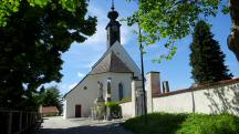  Blick zur Kath. Filialkirche hl. Veit in Kirchstetten 