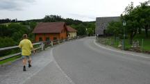  Blick auf die Wanderstrecke in Gillaus 