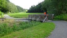 Blick zum Steg ber den Wehrbach 