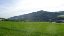  Fernblick zum Hauseck (822 m) 