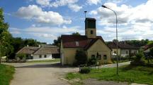  Blick zum FF-Gebude Glaubendorf 
