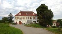 Blick zum Kellerschlssel (Presshaus) vom St.-Johannes-Keller des Stiftes Herzogenburg 
