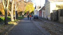 Wanderroute entlang des Loisbachs auf der Michael Zwickl-Zeile 