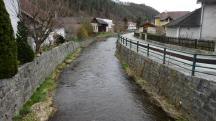  Blick auf den Weitenbach in Weiten 