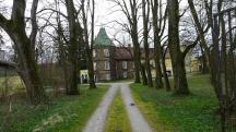  Blick zum Schloss Leutzmannsdorf 