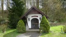  Blick zur schnen Hubertuskapelle 