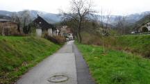 Blick auf die Wanderstrecke entlang des Spitzer Bach 
