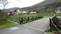  Wanderroute wieder ber eine Bachbrcke 
