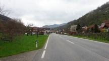 Wanderroute entlang der Ottenschlager Strae (B217) nach Elsarn am Jauerling 