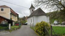  Blick zur Ortskapelle von Elsarn am Jauerling 